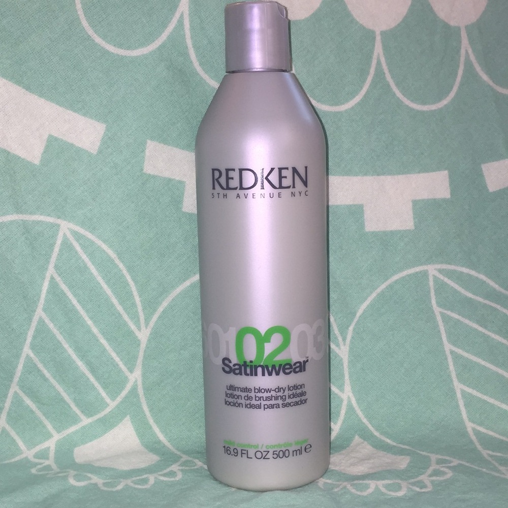 Redeem Satinwear 02 Ultimate Blow-Dry Lotion